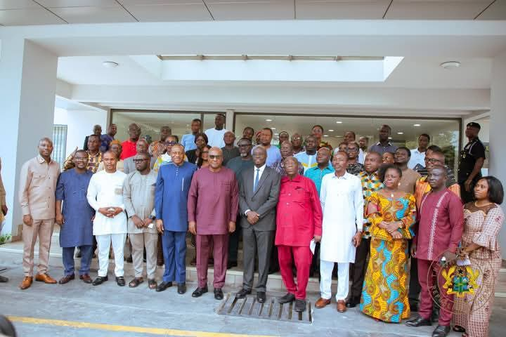 President Mahama Joins Labour Meeting, Announces 10% Pay Increase